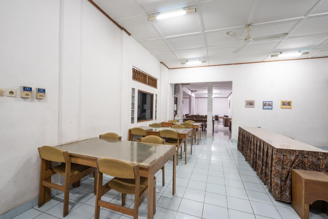 Hotel Super Oyo 1778 Omah Duwet Beran Kidul Esterno foto